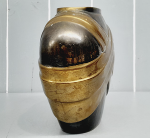 Vase en métal gravé pour la décoration de la maison fabriqué à la main Personnaliser la décoration de mariage Eventparty Vase en métal doré pour la décoration de la maison - Product Image 4