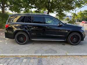 เมอร์เซเดส-เบนซ์ จีแอลเอส 63 x166 เอเอ็มจี เกียร์อัตโนมัติ สีดำ 585 แรงม้า 7 ที่นั่ง - Product Image 3