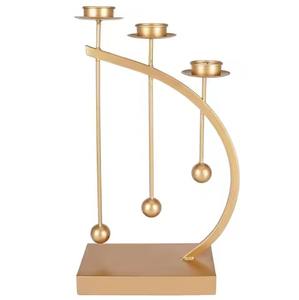 Bougeoir élégant en métal Décor de table élégant pour la célébration de mariage Accent de chambre à coucher et de salon - Product Image 5