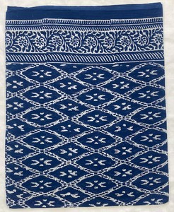 Sarong de plage en coton imprimé à la main : paréo floral, écharpe, couvre-vêtement de plage indigo - Product Image 6
