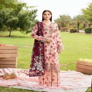 Women's Heavy Embroidered Three Piece Saari Salwar Kameez <b>Dress</b> Indian & <b>Pakistani</b> Style on Sale for <b>Eid</b> - Product Image 2