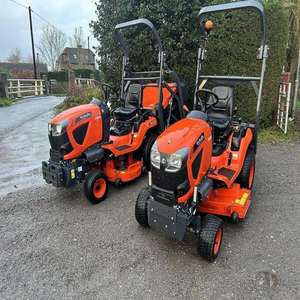 รถแทรกเตอร์ฟาร์ม KUBOTA 4 สูบ 25 แรงม้า ขับเคลื่อน 4 ล้อ พร้อมเครื่องยนต์เบริ่ง รถแทรกเตอร์ฟาร์ม KUBOTA - Product Image 1