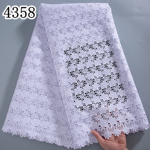 4358 blanc africain Guipure cordon dentelle tissus 2025 haute qualité <span class=keywords><strong>Soluble</strong></span> dans l'eau dentelle tissu broderie pour les femmes robes de mariée - Product Image 6