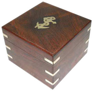 Artículo decorativo Diseño antiguo Caja Madera de madera de pino Hogar Hecho a mano Mini Cofre del Tesoro Caja de madera Embalaje de lujo de alta calidad - Product Image 3