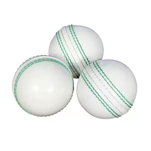 Haute qualité 2025 taille personnalisée Cricket balle dure en gros à la main rouge 4 pièces Match balle professionnel Sports de plein air entraînement - Product Image 6