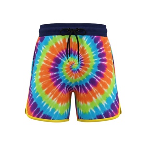 Shorts de sport en mesh personnalisés pour hommes, logo et numéro sublimés, vêtements d'équipe professionnels pour le football et le basketball - Product Image 1