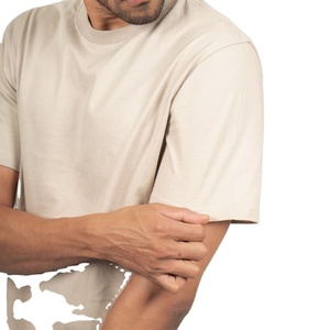 T-shirt homme haute qualité 100% polyester, séchage rapide et respirant, vêtements de sport, logo personnalisé imprimé, col rond, entraînement, gym - Product Image 4