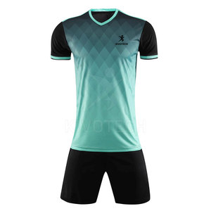 Fabricación de fábrica Ropa deportiva Uniforme de fútbol Color personalizado Uniforme de fútbol de alta calidad para adultos - Product Image 1