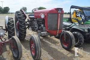 รถแทรกเตอร์มือสอง MASSEY FERGUSON 50 รุ่น 8001-10000 ชั่วโมงการทำงาน 100 กก. น้ำหนัก - Product Image 4