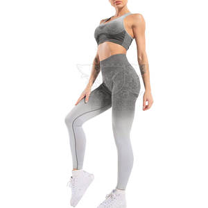 Conjunto de Yoga de alta calidad para mujer con logotipo personalizado de secado rápido y transpirable, nuevo diseño, patrón sólido y cierre de cintura elástica - Product Image 1