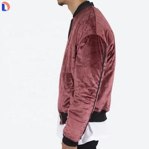 แจ็กเก็ตบอมเบอร์ผ้าลูกฟูกของผู้ชายผ้าลูกฟูกสำหรับฤดูหนาวออกแบบได้ตามที่ต้องการกันน้ำเป็นมิตรกับสิ่งแวดล้อม - Product Image 4