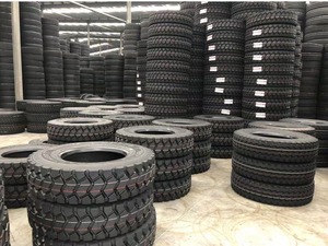 Pneu Radial Premium d'Occasion Sans Chambre à Air pour Camion Poids Lourd, à Profil Profond, de Remplacement pour Réparation et Utilisation en Flotte TYRE RING - Product Image 4