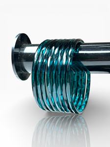 กำไลข้อมือแก้วทรงมรกตสีน้ำเงินพรีเมียม ดีไซน์เรียบง่ายแบบดั้งเดิมของอินเดีย ทันสมัย ราคาขายส่งสำหรับการส่งออกทั่วโลก - Product Image 3