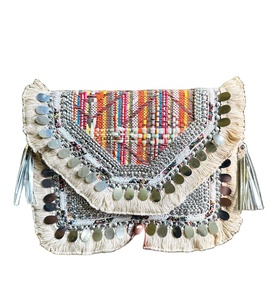 Hecho a mano Vintage Banjara Patchwork Clutch Artesanía de lujo Algodón Boho Hobo Bolso para bodas a precio mayorista - Product Image 1