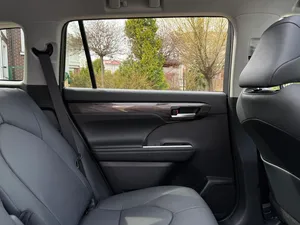 2026 HIGHLANDER IV (XU70) FACELIFT Low Mileage Sound Engine AUTOMATIC Transmission <b>Panoramic</b> roof lights Ready to Ship - Product Image 6