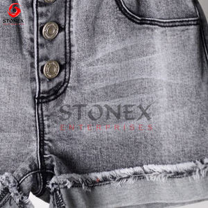 Short de sport taille haute personnalisé pour femme, léger et respirant, à séchage rapide - Product Image 6