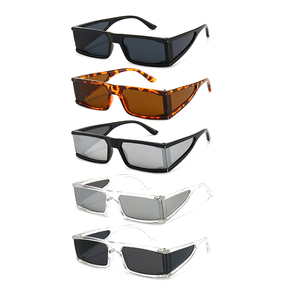 Occhiali da Sole in Plastica alla Moda U1935 per Vendita all'Ingrosso - Product Image 5