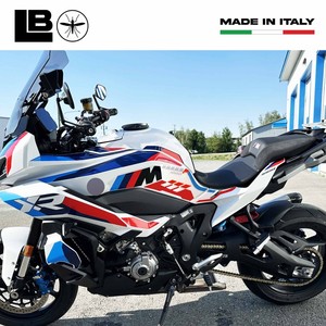 Adesivi Protettivi Laterali per Serbatoio Moto Compatibili con BMW M 1000 XR 2023-25 - Product Image 3