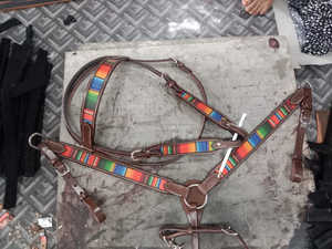 Meilleur prix Tournesol des exportateurs indiens usiné à la main une oreille Western Tack Headstall/Bridle avec fouet cousu pour l'équitation - Product Image 3