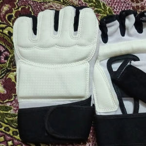 ZARSAH EXPORTS Traditional Taekwondo <b>Gloves</b> Tournament Approved Breathable Professional Leather Anti-Slip Martial Arts Equipment - Product Image 1