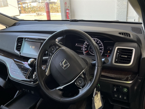 โปรโมชั่นร้อนแรง ปี 2014/2024 รถตู้โดยสาร 7 ที่นั่ง Odysseyyys VTi CVT พวงมาลัยซ้าย/ขวา เบาะหนัง ลดราคาตามฤดูกาล - Product Image 6