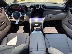 รถยนต์มือสองปี 2024 รุ่น C-Class C 300 4MATIC เกียร์อัตโนมัติ ระบบขับเคลื่อนสี่ล้อ ล้อแม็กซ์ R17 เบาะหนัง ระบบนำทาง เบาะอุ่น - Product Image 4