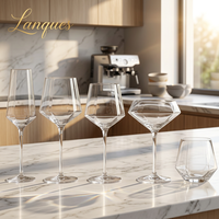 Flûte à pied long en cristal soufflé à la main sans plomb Lanques, 8,5 oz, transparente, lavable au lave-vaisselle, de luxe, avec logo personnalisé, forme angulaire et plate