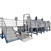 Ligne de production de gel douche, savon liquide et détergent, réservoirs de mélange en acier inoxydable, moteur de broyage, haute efficacité énergétique