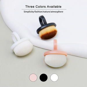 Petite brosse de nettoyage pour ongles en plastique nylon souple, blanche, rose, noire, pour éliminer la poussière des bagues, outil de manucure pour salon - Product Image 2