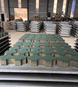 Machines à fabriquer des blocs de briques autobloquantes XCMG officielles Mm10-15 à vendre - Product Image 3