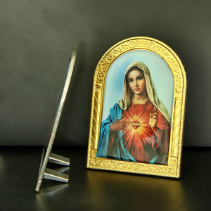 Artesanía Religiosa, Iconos Católicos de Jesús y la Virgen María, Decoración para el Hogar, Arco Dorado y Plateado - Product Image 1