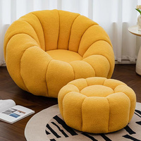 Fauteuil lounge pivotant en forme de citrouille blanc crème avec repose-pieds