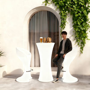 Juego de Muebles de Plástico para Jardín, Patio o Terraza, con Mesa Alta Iluminada LED, Sillas y Sofá, Ideal para Fiestas y Eventos - Product Image 2