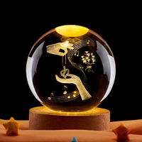 Cadeaux de la Saint-Valentin, décoration d'anniversaire, boule de cristal 3D, art 3D, boule de cristal lumineuse, lampe de nuit avec base lumineuse en bois