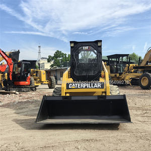 Minicargadora Usada CAT 249D3, Modelo 2020, Potencia de 42KW, Peso de 2.64 Toneladas, Carga Nominal de 680KG, Origen Japón - Product Image 3