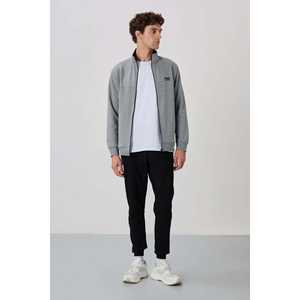 ชุดวอร์มผู้ชาย Anton สีเทาผสมดำ แบบลำลอง ระบายอากาศได้ดี สไตล์ผู้ใหญ่ - Product Image 3