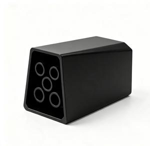Composant carré en plastique noir avec quatre protubérances cylindriques, service de moulage par injection de plastique ABS sur mesure - Product Image 3