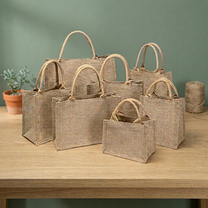 Sacs en jute promotionnels personnalisés avec logo imprimé, sacs fourre-tout en toile de jute pour événements d'entreprise, fournisseur en gros en Inde - Product Image 1