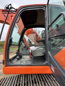 Bon état Excavatrice originale DOOSAN DX225LC DX225 225 LCA 22 tonnes Machines de construction d'ingénierie d'occasion - Product Image 4