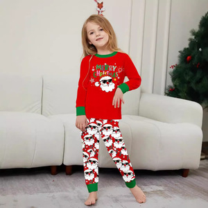 Conjunto de Roupas de Natal para Pais e Filhos, Estampa de Papai Noel com Barba Branca, Conjunto de Poliéster Macio para Família de Três ou Quatro Pessoas - Product Image 3