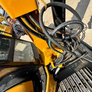 รถขุดไฮดรอลิกขนาดเล็ก CAT304CR ยี่ห้อแคทเทอร์พิลลาร์ ผลิตในญี่ปุ่น ราคาประหยัด ขนาด 4 ตัน ความจุบุ้งกี๋ 0.12 ลูกบาศก์เมตร กำลัง 15 กิโลวัตต์ น้ำหนัก 4100 กิโลกรัม - Product Image 5