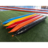 Crayon géant gonflable en PVC coloré sur mesure, scellé à haute fréquence, accessoire interactif pour jeu d'écriture en groupe