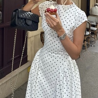 Robe midi élégante et chic en mousseline de soie unie, col montant, ourlet ondulé, style ODM, pour soirée