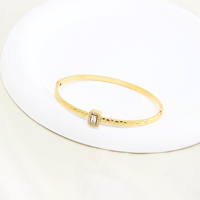 Brazalete de Acero Inoxidable Chapado en Oro PVD de 14K de Alta Calidad al por Mayor, con Circonita Cuadrada, Joyería de Moda para Mujer, Hipoalergénico y Duradero