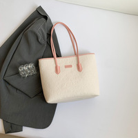 Sac Fourre-Tout Tendance Automne 2025 Nouveau Modèle pour Femme, Grand Sac à Main Capacité Idéal pour les Trajets Quotidiens