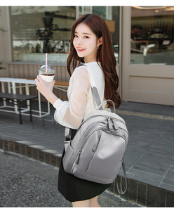 กระเป๋าเป้สะพายหลังผู้หญิงขนาดใหญ่กันน้ำ แฟชั่น ทันสมัย น้ำหนักเบา สำหรับเดินทาง ทำจากผ้าแคนวาสและไนลอน - Product Image 3