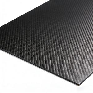 Lámina y Placa de Fibra de Carbono 100% de la Marca JULI, 5 mm de Espesor, Dimensiones Personalizadas para Equipos Industriales - Product Image 2