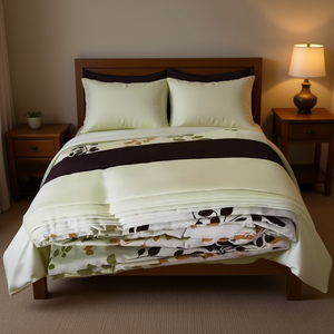 Set di Lenzuola King Size 4 Pezzi con Motivo Floreale, Stile Moderno, Piegato per Uso Domestico - Product Image 2