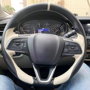 ฝาครอบพวงมาลัยรถยนต์ลายคาร์บอนไฟเบอร์ดีไซน์สวยสำหรับ Toyota Camry RAV4 - Product Image 5