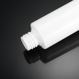 White <b>Plastic</b> Bottle 100Ml Flat Shoulder Flip Top <b>Cap</b> Cosmetic Refill Bottle PET Material - Product Image 3